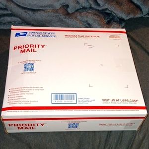 MYSTERY BOX! Sweater mystery box size small